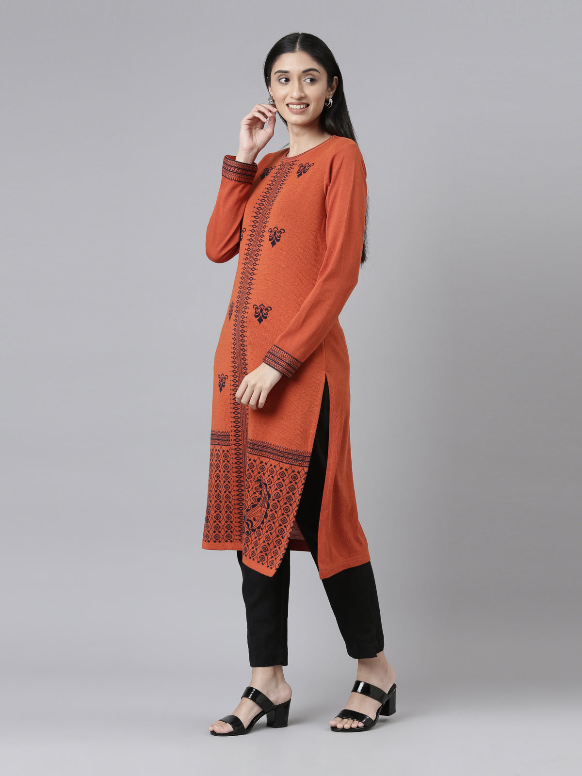 Neeru's Winter Wear Woven Design Acrylic Kurta For Women