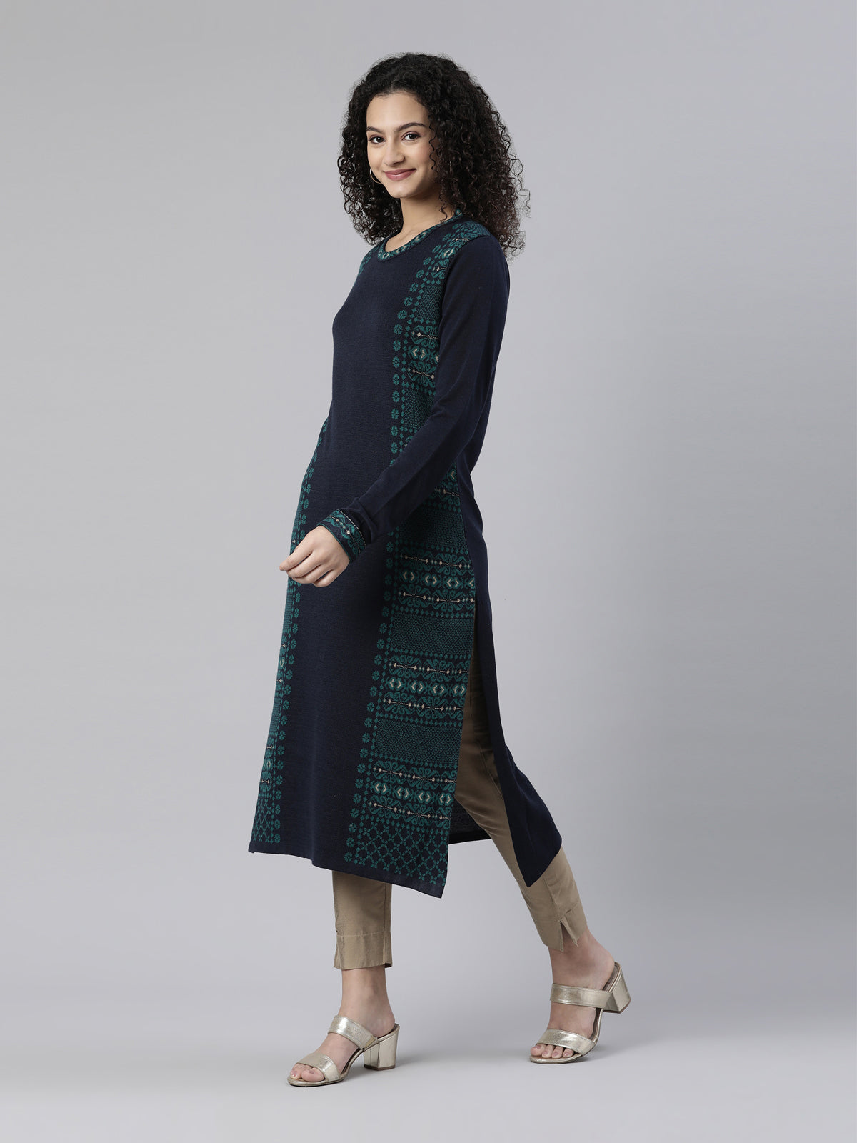 Neeru's Winter Wear Woven Design Acrylic Kurta For Women