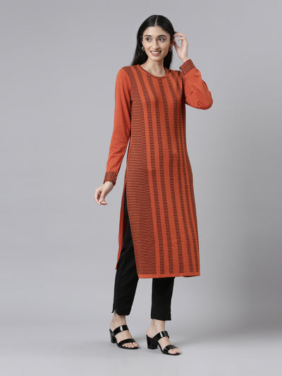 Neeru's Winter Wear Woven Design Acrylic Kurta For Women