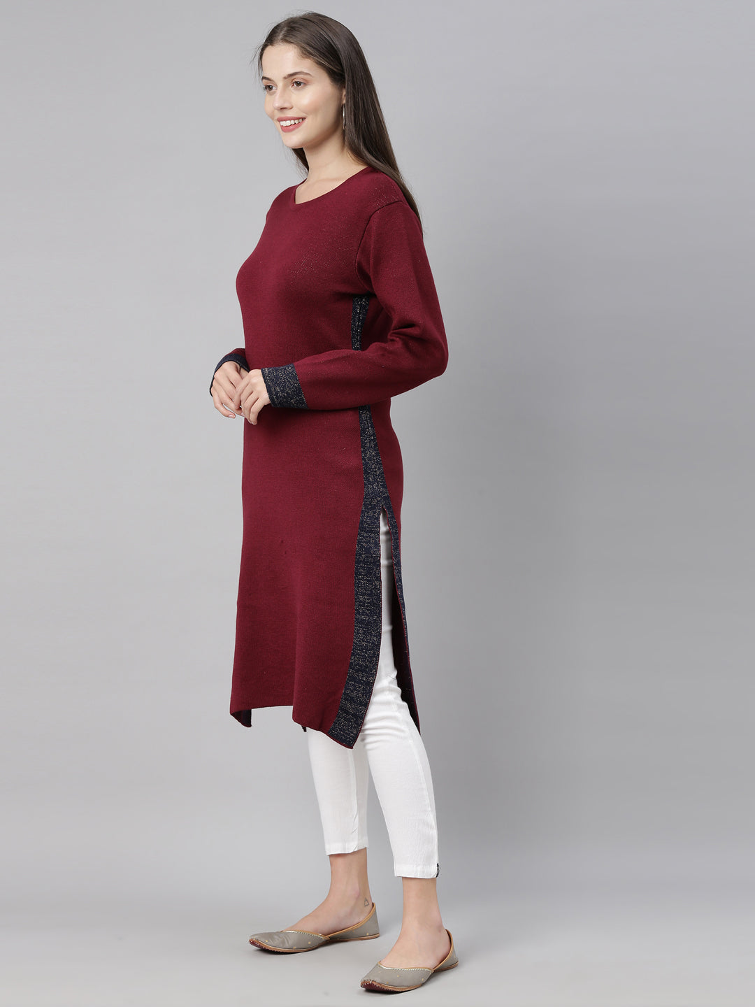 Neerus Women Maroon Acrylic Knitted Kurta