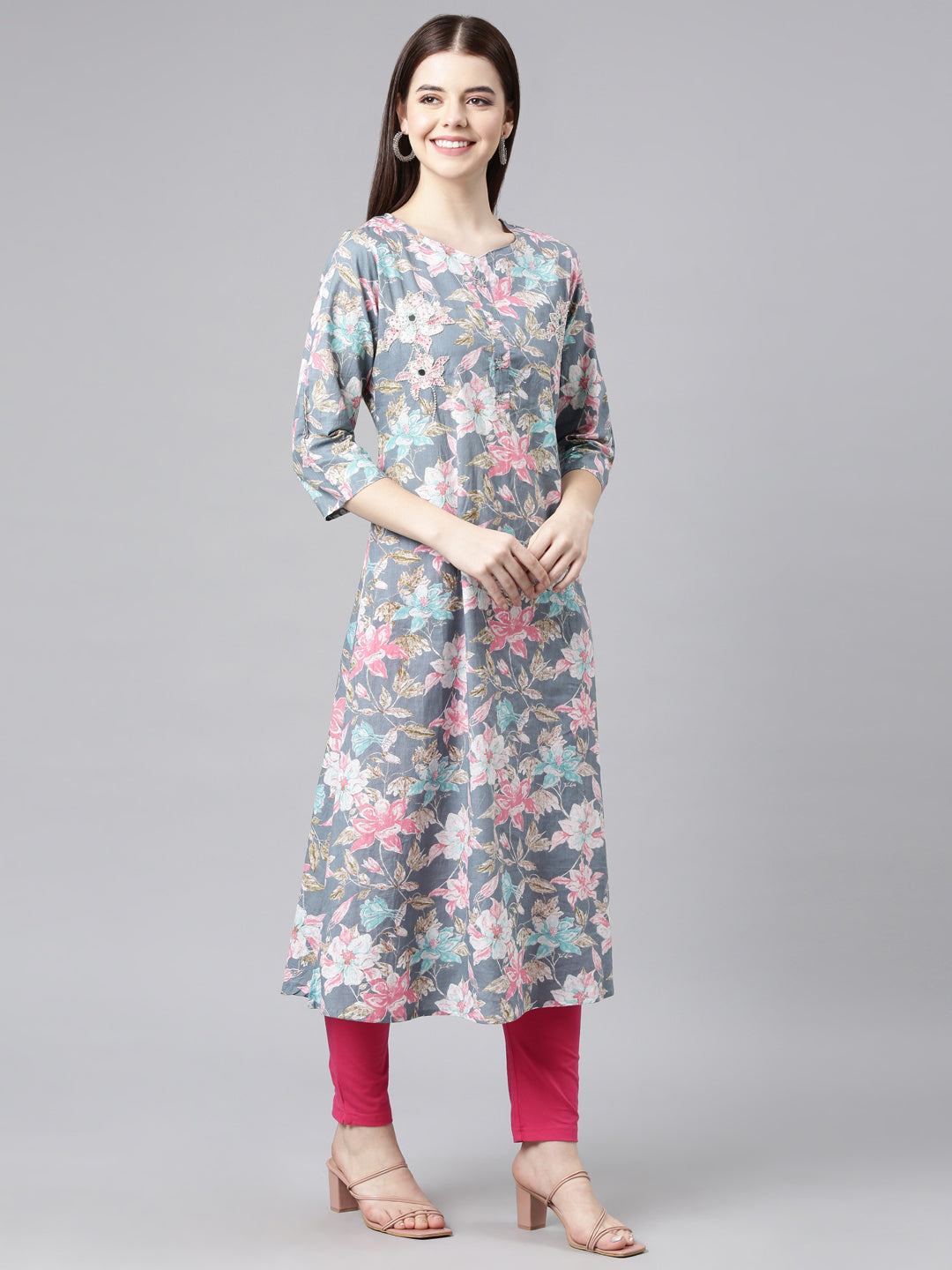 Neerus Grey Straight Casual Floral Straight Kurtas