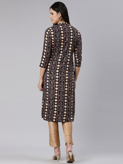 Neeru's Black Regular Straight Paisley Kurtas