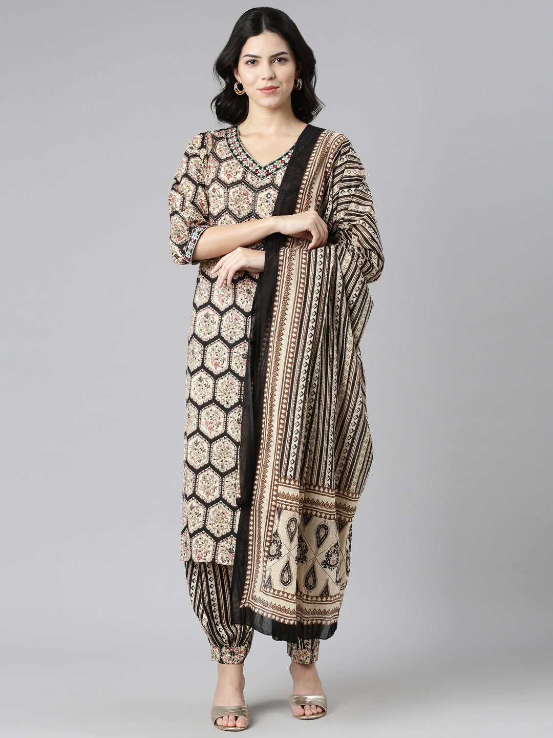 Neeru's Black Regular Straight Printed Kurta And Salwar With Dupatta