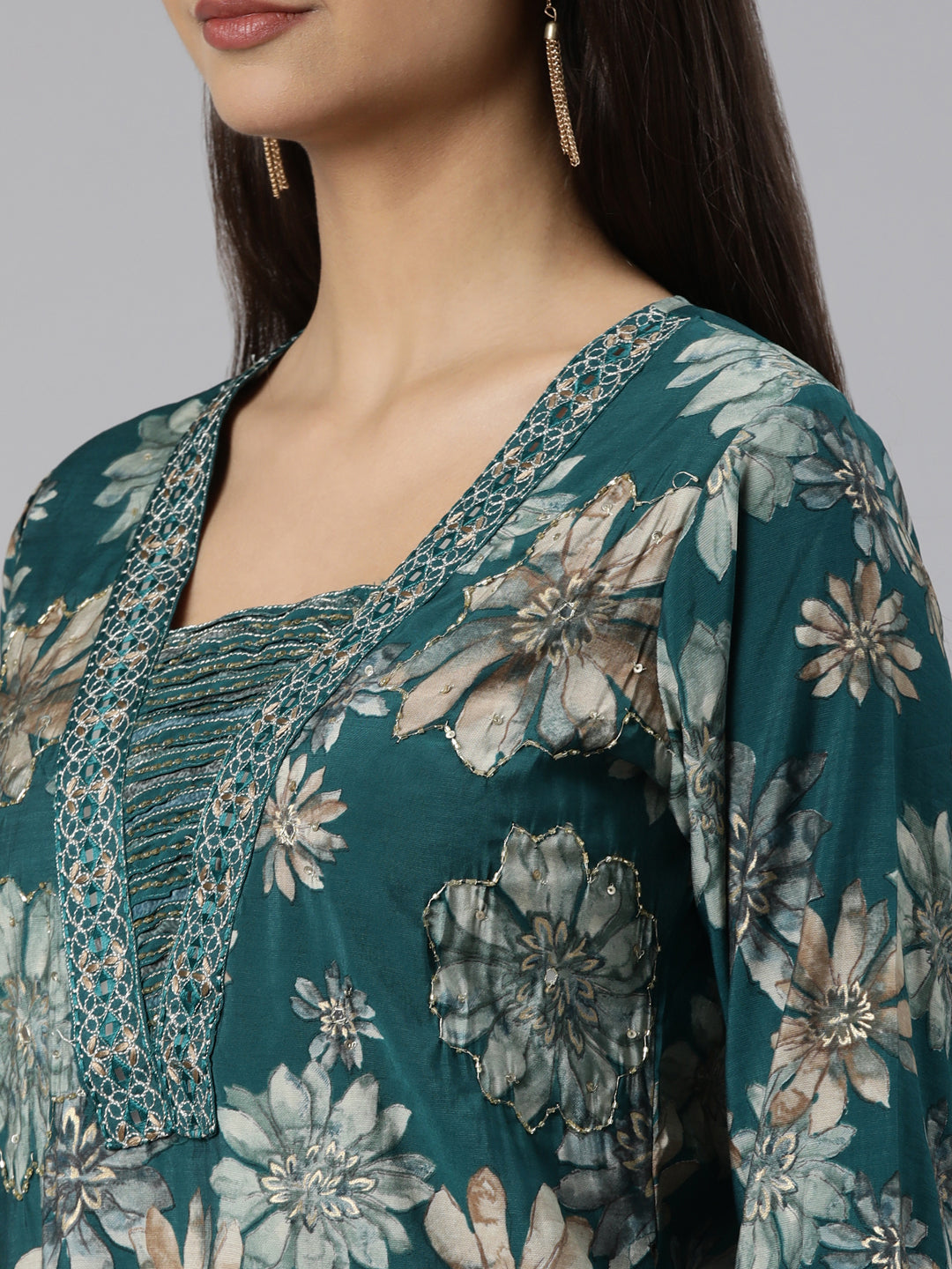 Neeru's Green Regular Straight Floral Kurta And Salwar With Dupatta