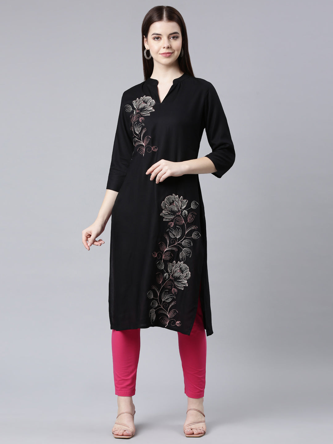 Neerus Black Straight Casual Floral Straight Kurtas