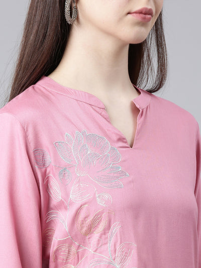 Neerus Pink Straight Casual Floral Straight Kurtas