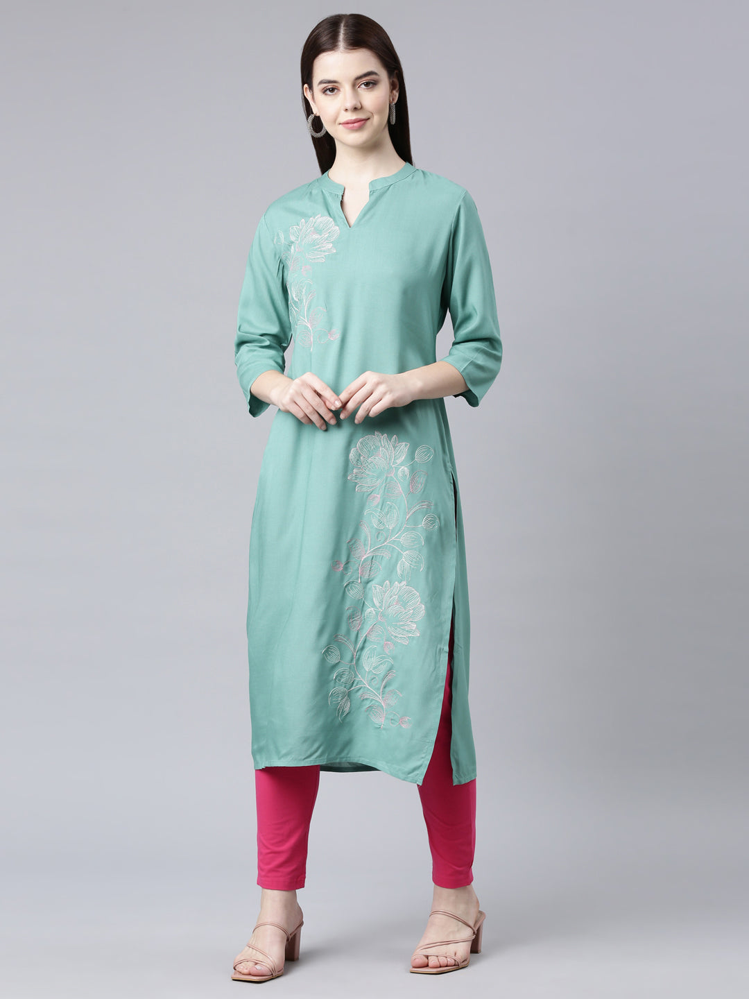 Neerus Sea Green Straight Casual Floral Straight Kurtas