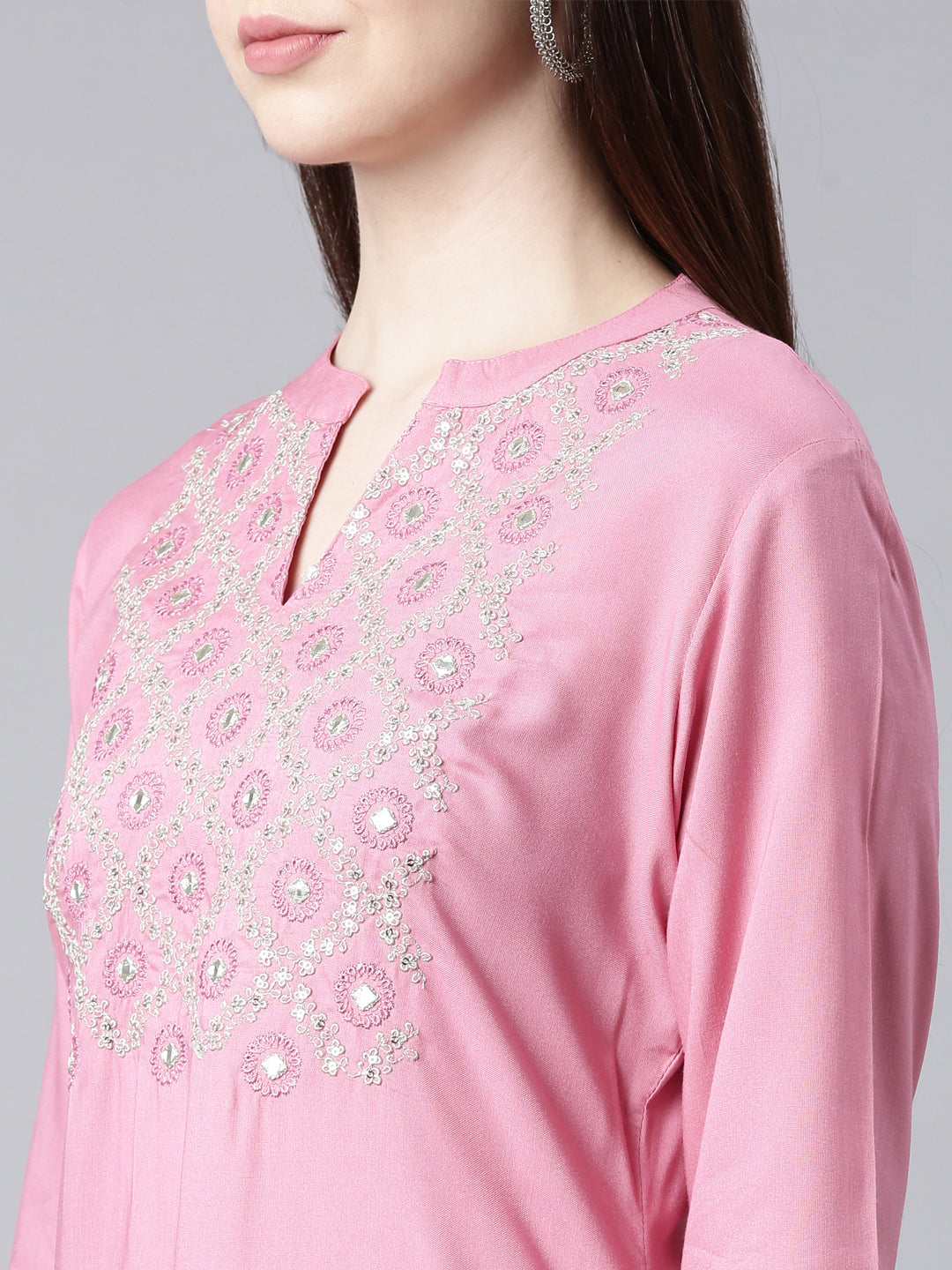 Neerus Pink Straight Casual Floral Straight Kurtas