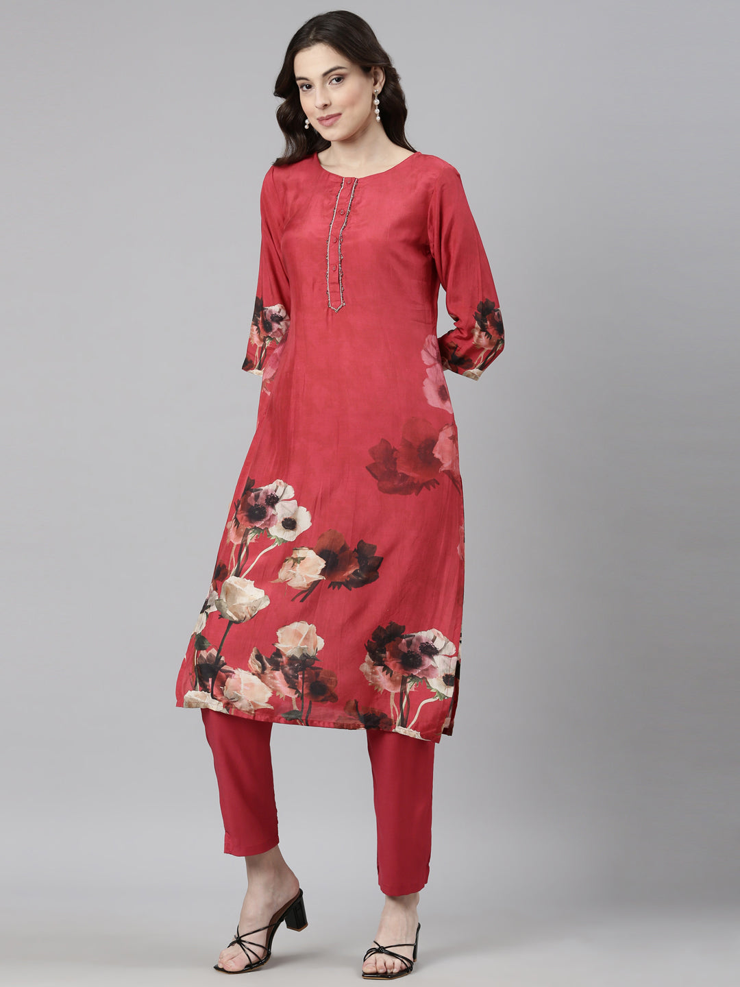 Neerus Red Casual Floral Straight Kurta and Trousers With Dupatta