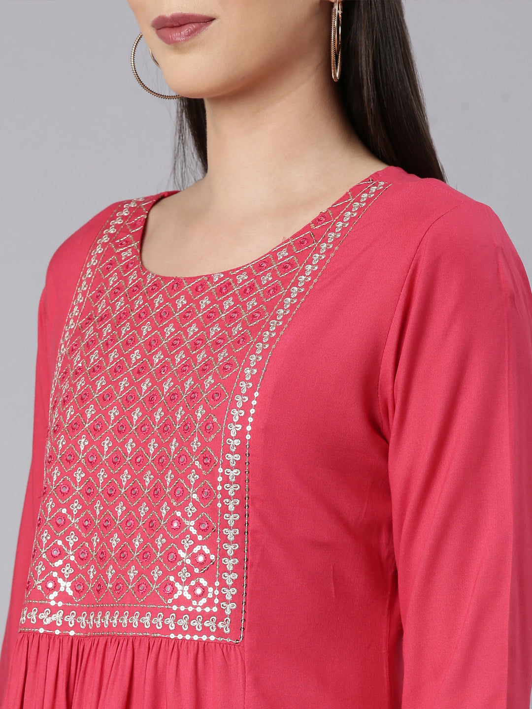 Neerus Red Straight Casual Solid Straight Kurtas