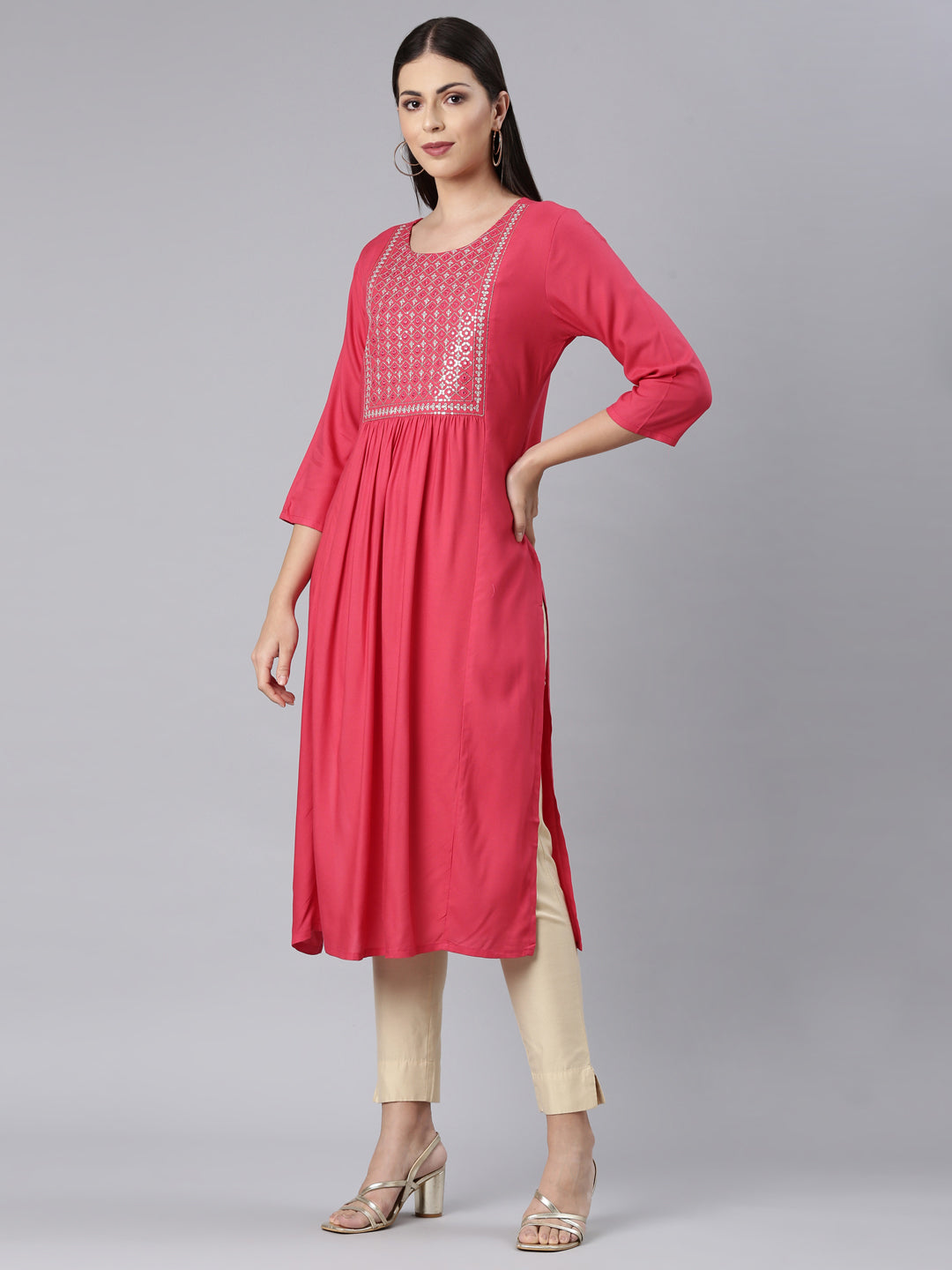 Neerus Red Straight Casual Solid Straight Kurtas