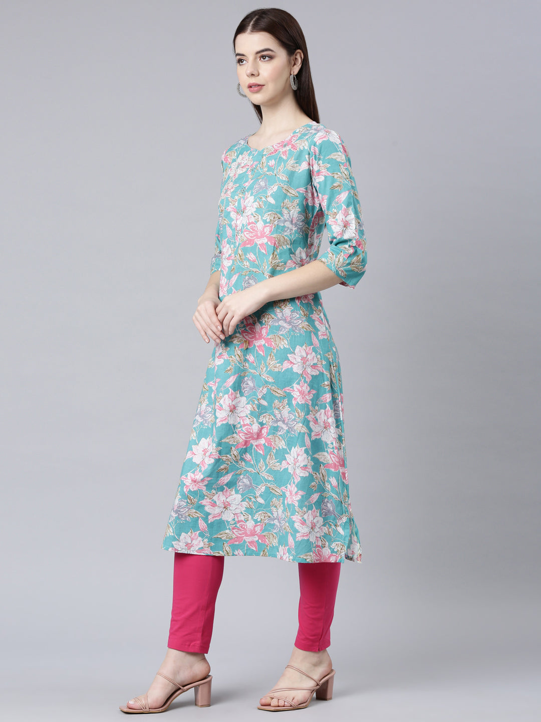 Neerus Sea Green Straight Casual Floral Straight Kurtas