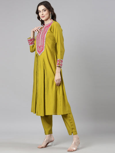 Neerus Green Casual Solid Anarkali Kurta and Trousers With Dupatta