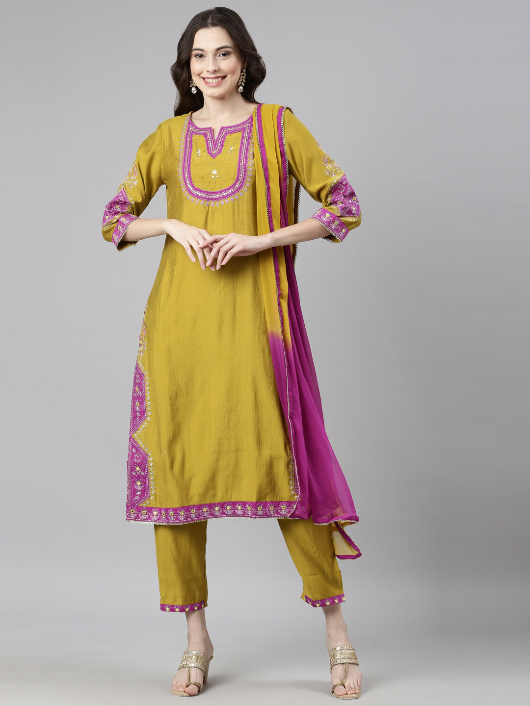 Neerus Green Casual Solid Straight Kurta and Trousers With Dupatta