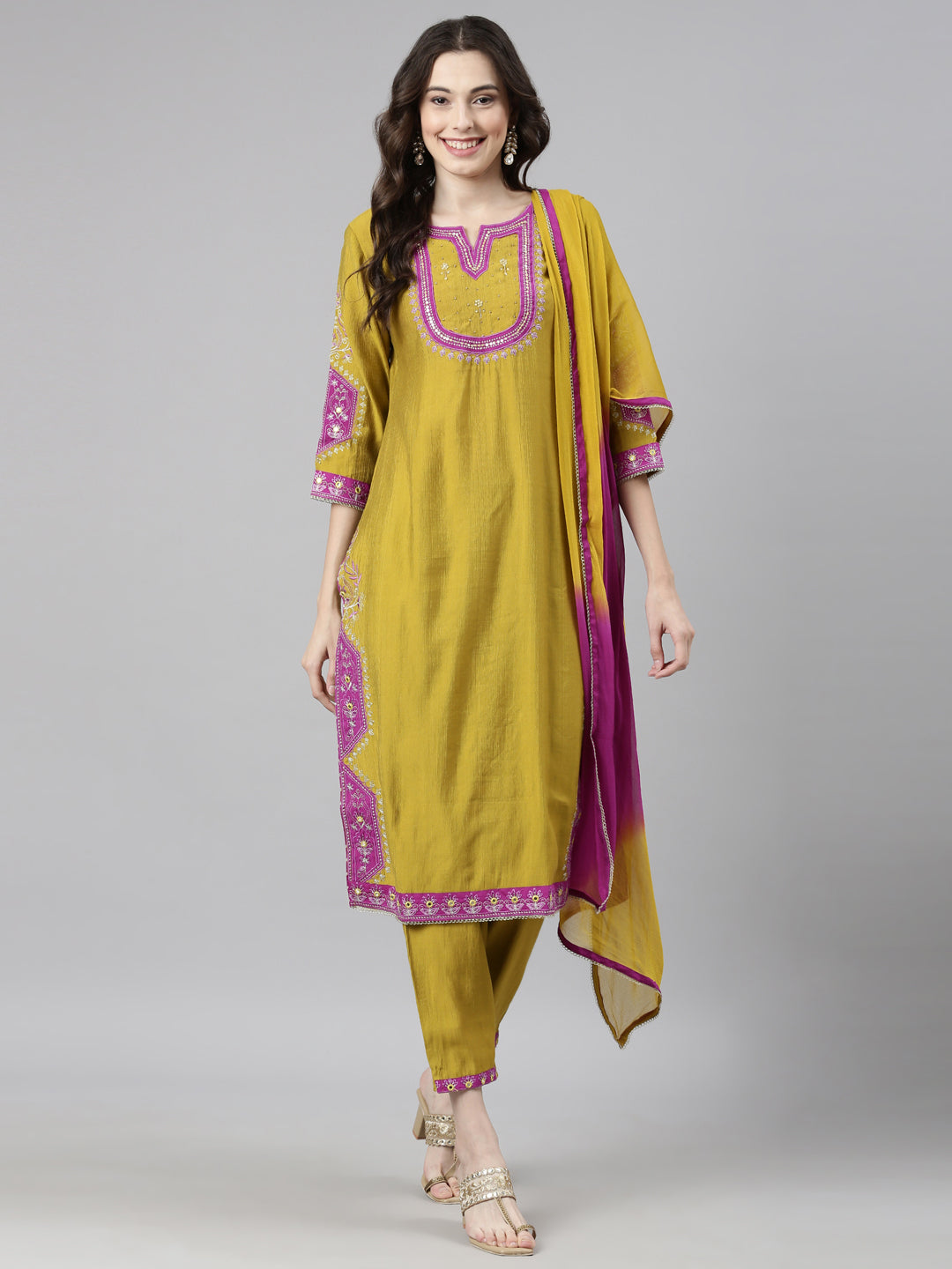 Neerus Green Casual Solid Straight Kurta and Trousers With Dupatta