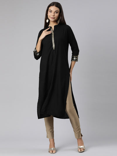 Neeru's Black Regular Straight Solid Kurtas