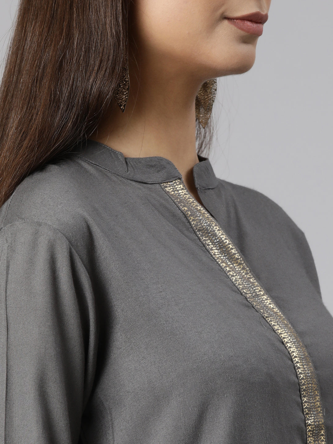 Neeru's Grey Regular Straight Solid Kurtas