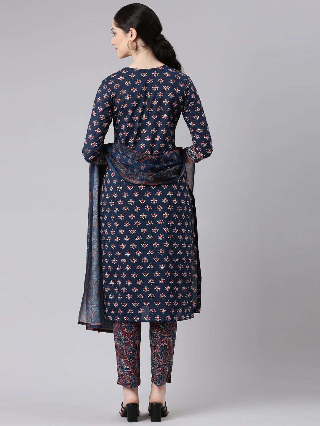 Neerus Women Navy Blue Straight Kurta and Trousers With Dupatta