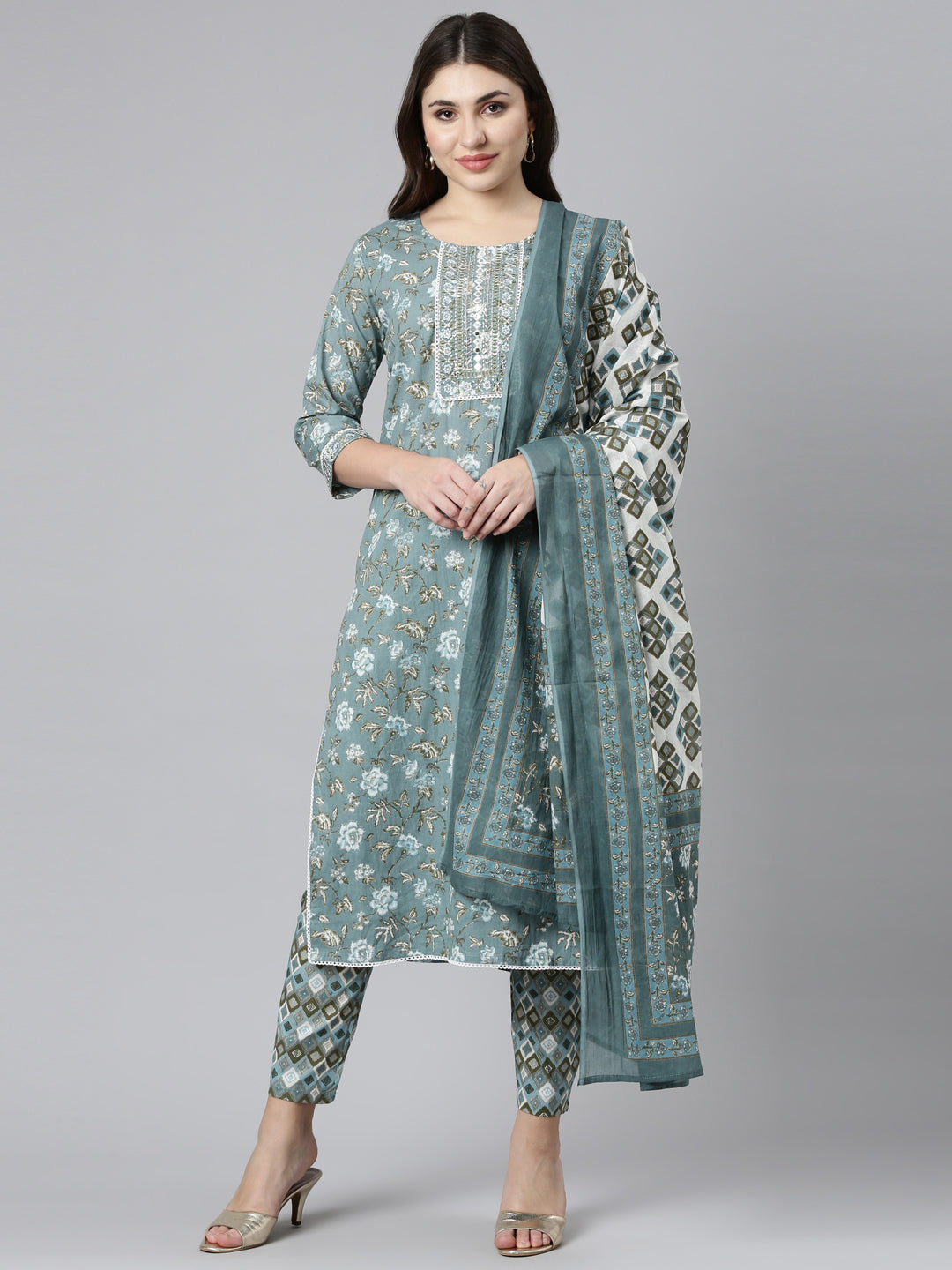 Neeru's Green Regular Straight Printed Kurta And Trousers With Dupatta