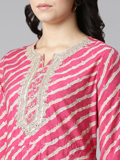 Neeru's Pink Regular Straight Printed Kurta And Trousers With Dupatta