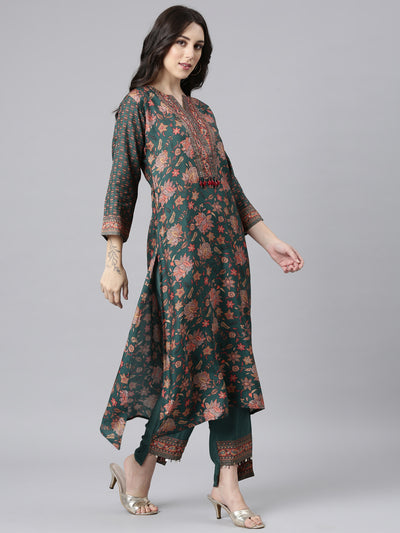 Neerus Green Panelled Straight Kurta and Trousers With Dupatta