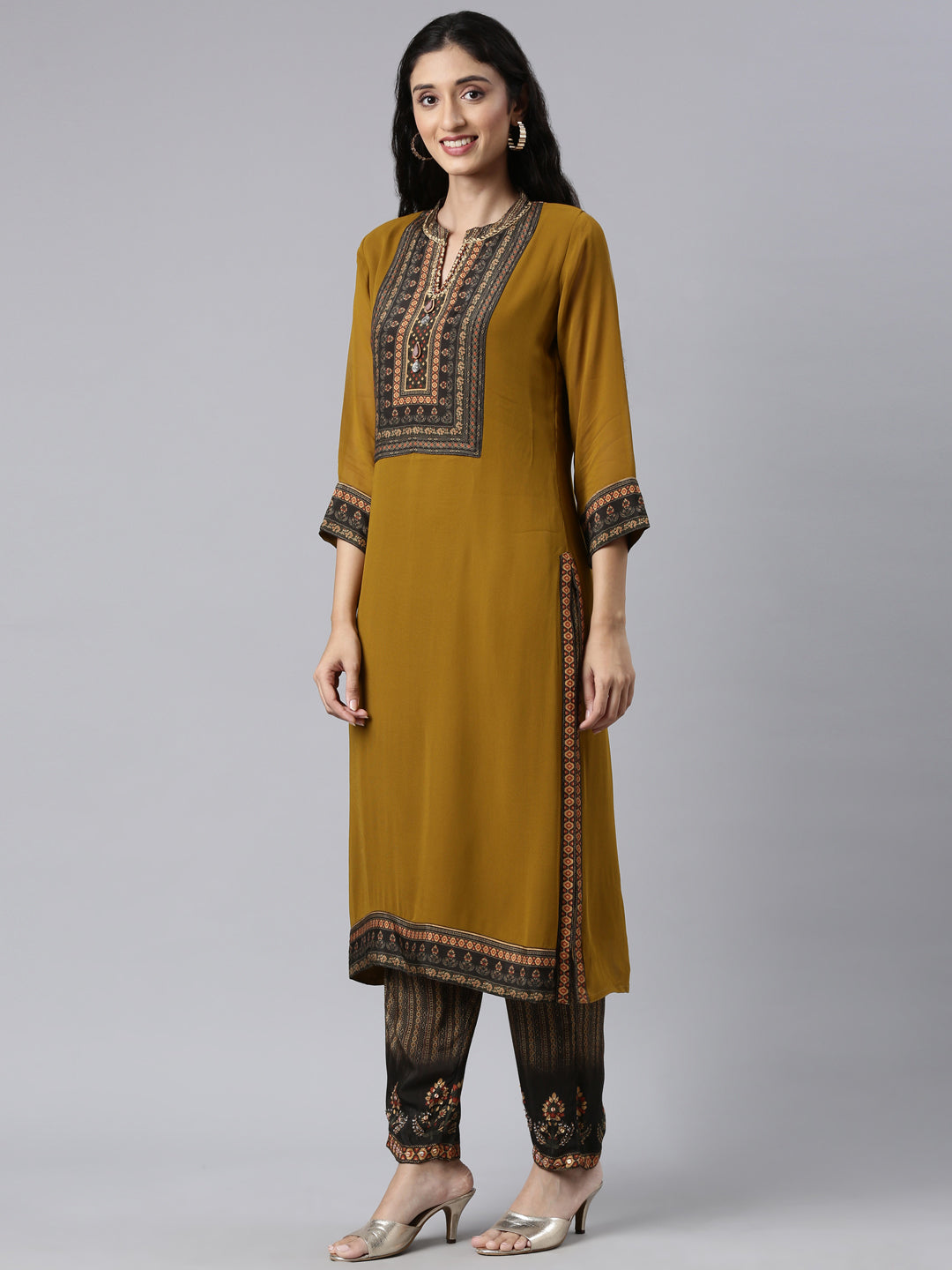 Neerus Green Panelled Straight Kurta and Trousers With Dupatta