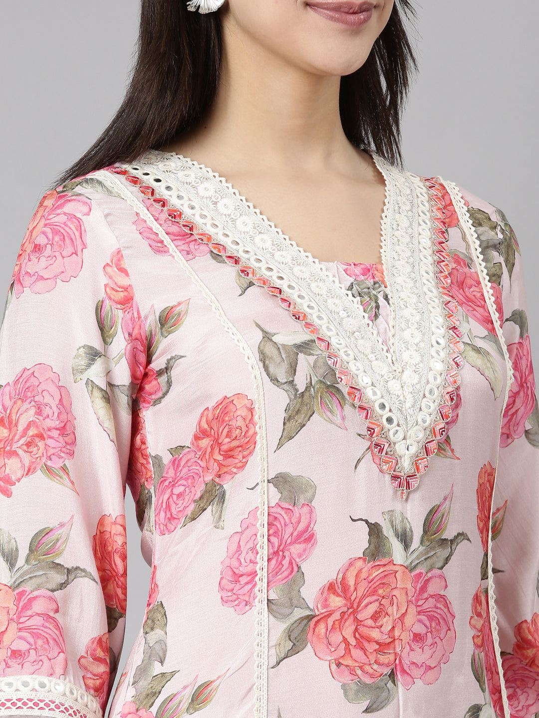 Neerus Pink Regular Scalloped Floral Kurta And  Trousers With Dupatta