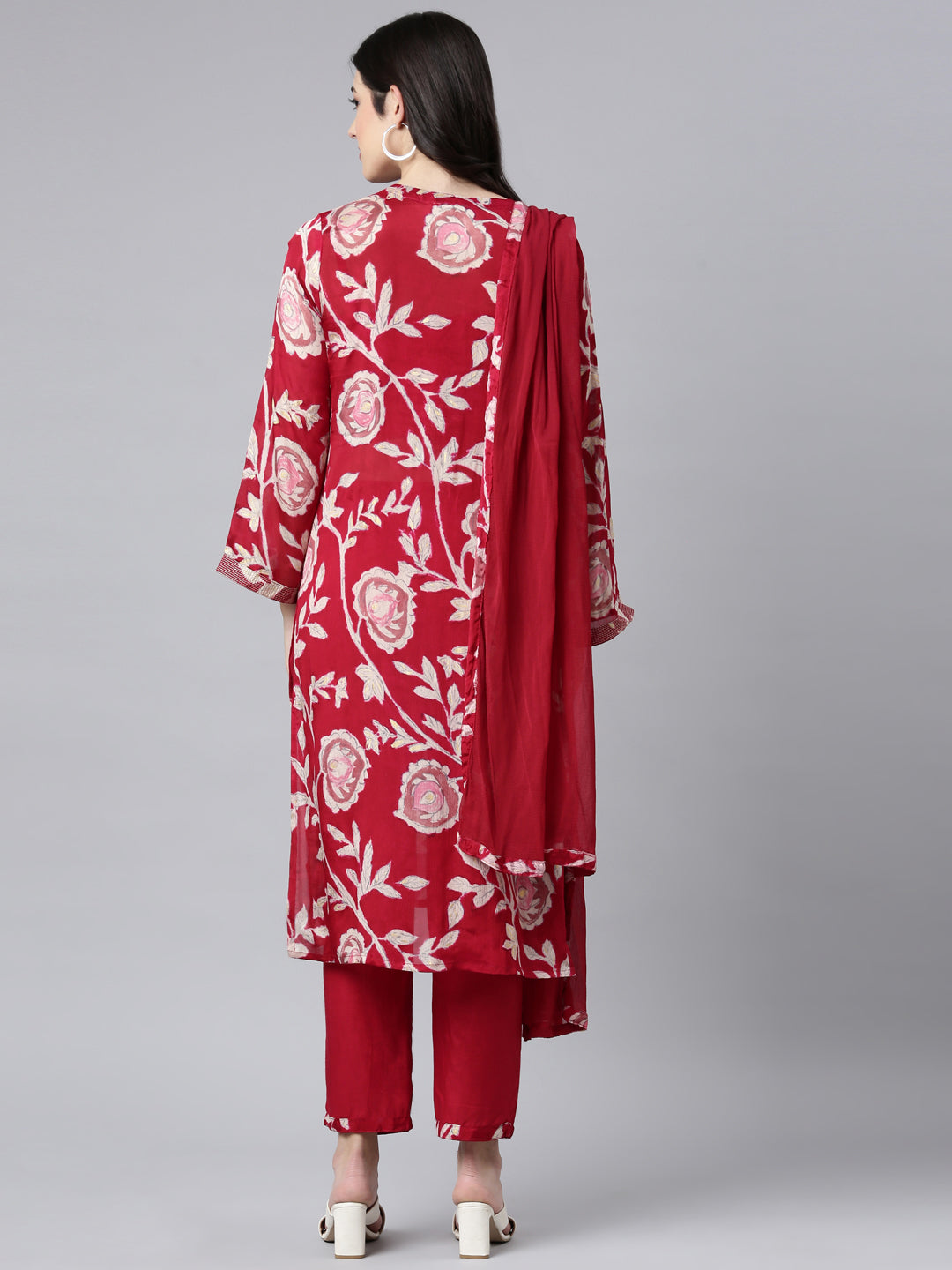 Neerus Magenta Regular Straight Floral Kurta And Trousers With Dupatta