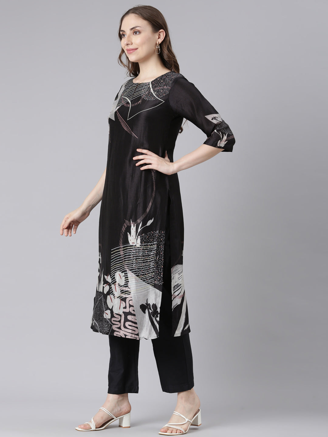 Neerus Black Santoon Straight Casual Solid Kurta Sets