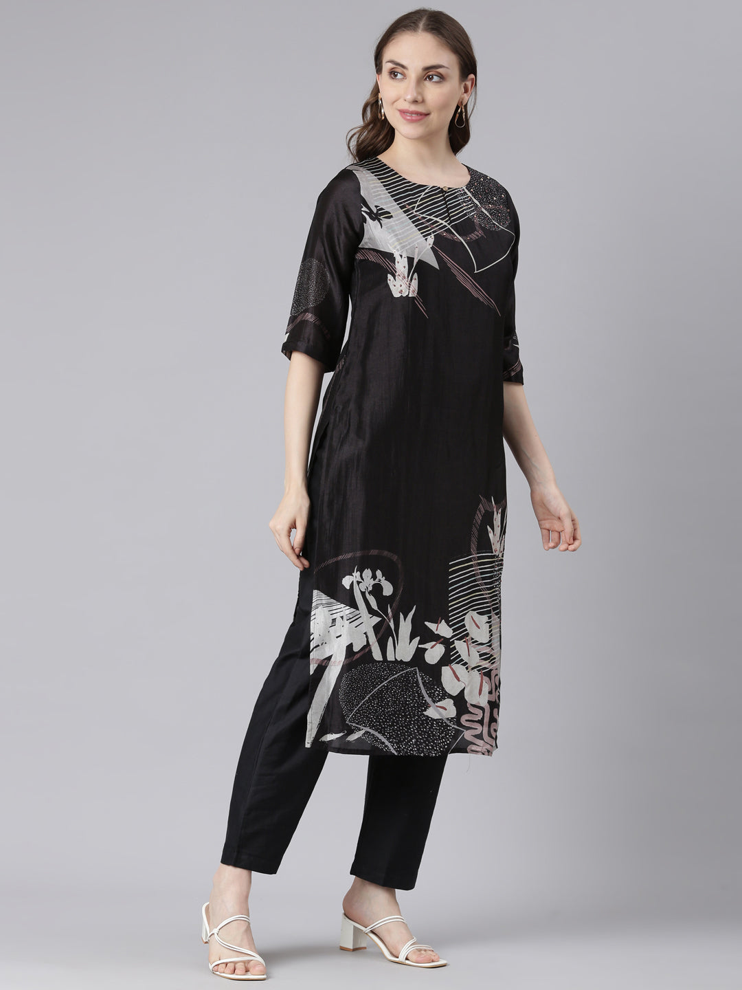 Neerus Black Santoon Straight Casual Solid Kurta Sets