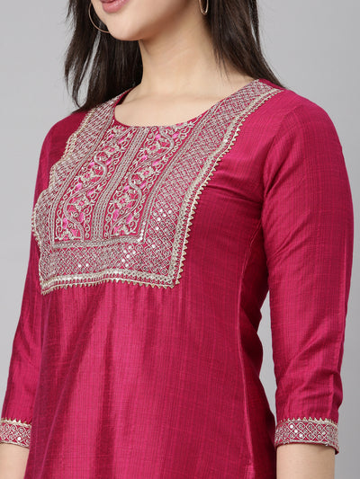 Neerus Magenta Regular Straight Solid Kurtas