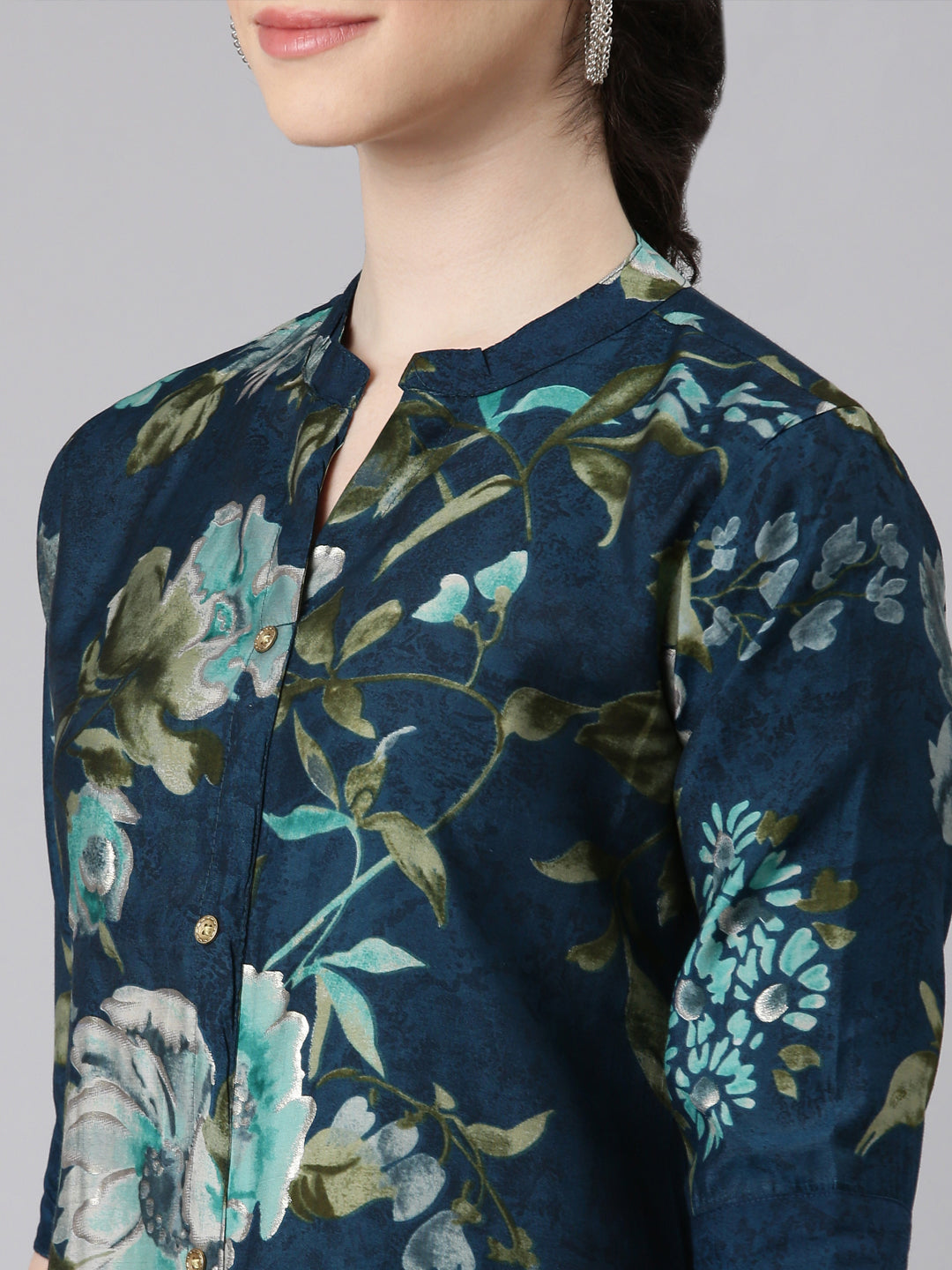 Neerus Blue Straight Casual Floral Panelled Kurtas