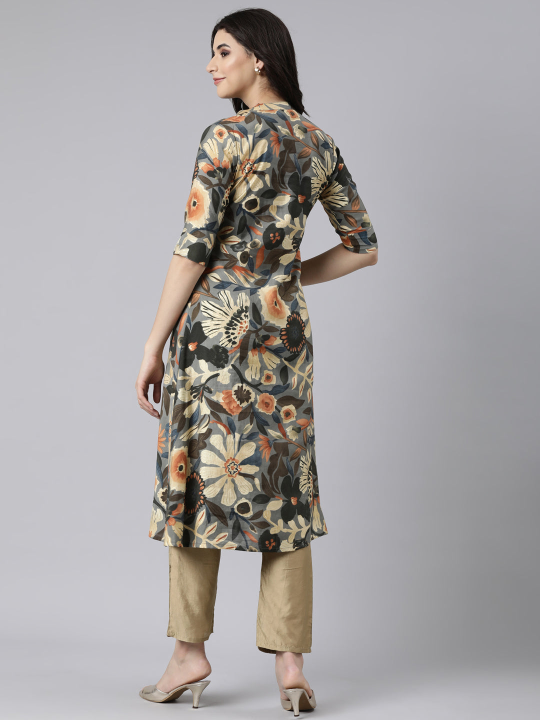 Neerus Grey Regular Straight Floral Kurtas