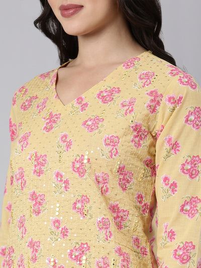 Neerus Yellow Panelled Straight Floral Kurtas