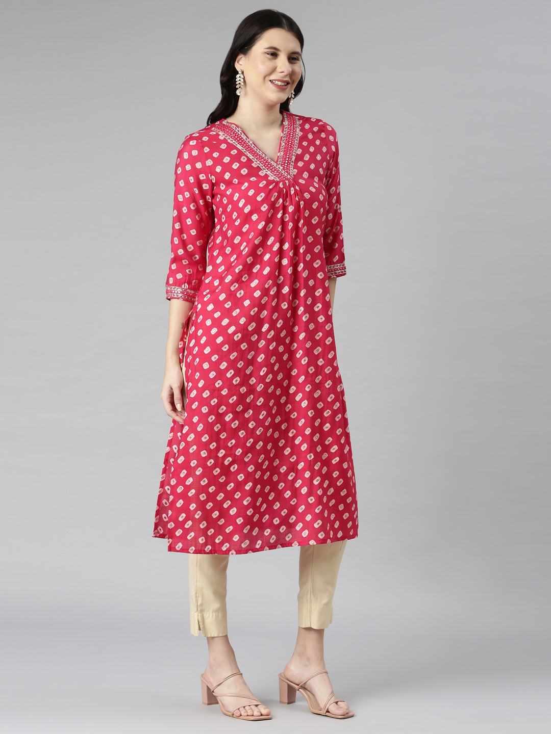 Neerus Pink Casual Solid Straight Kurtas