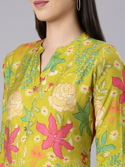 Neerus Green Straight Casual Floral Straight Kurtas