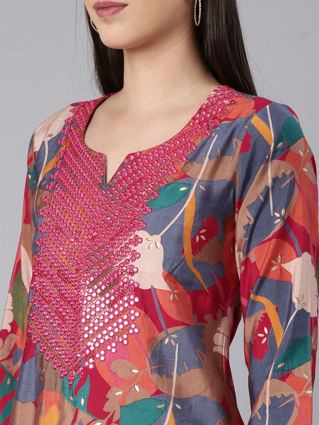 Neerus Red Straight Casual Floral Straight Kurtas