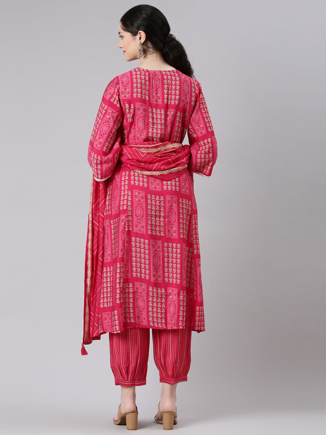 Neerus Women Magenta Straight Kurta and Trousers With Dupatta