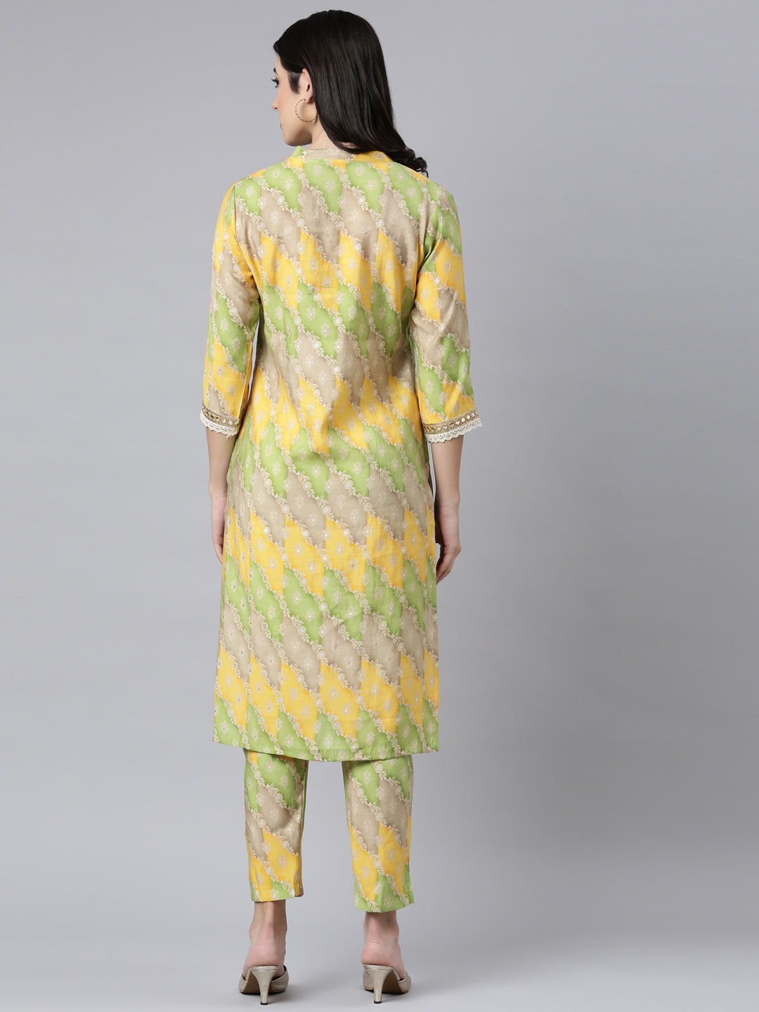 Neerus Yellow Regular Straight Floral Kurta And Trousers