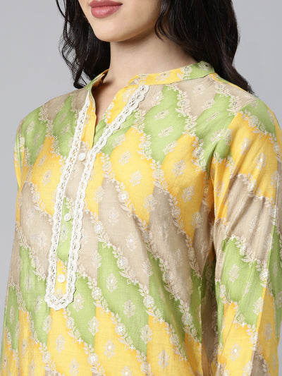 Neerus Yellow Regular Straight Floral Kurta And Trousers