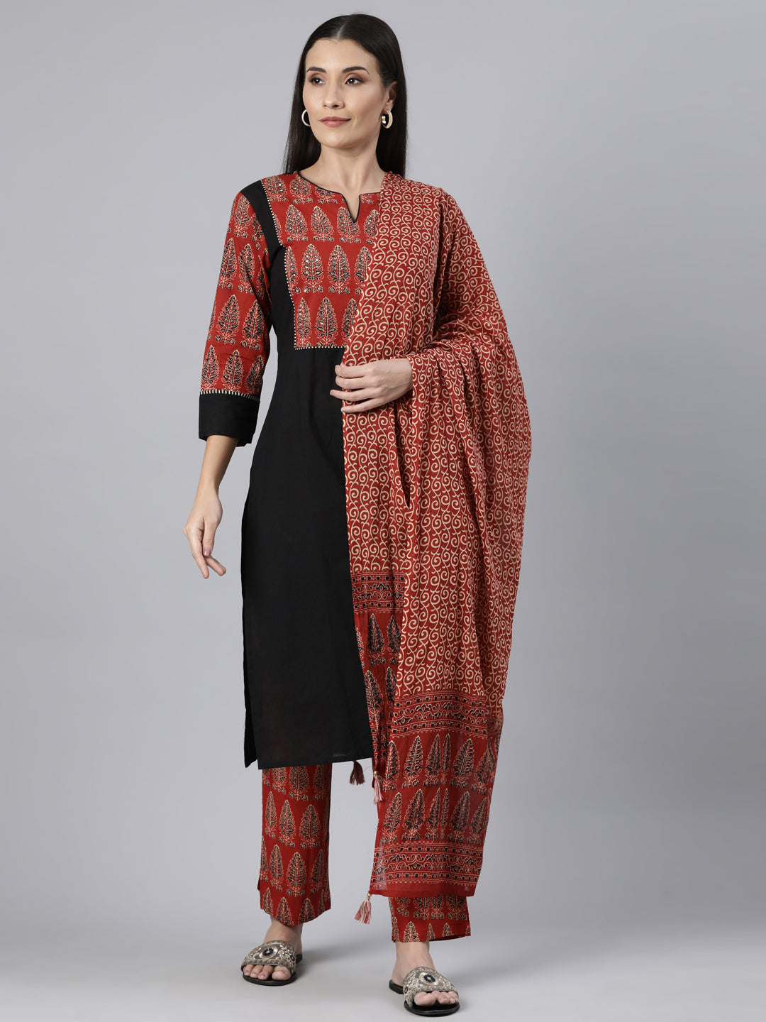 Neerus Black Regular Straight Solid Kurta And  Trousers With Dupatta