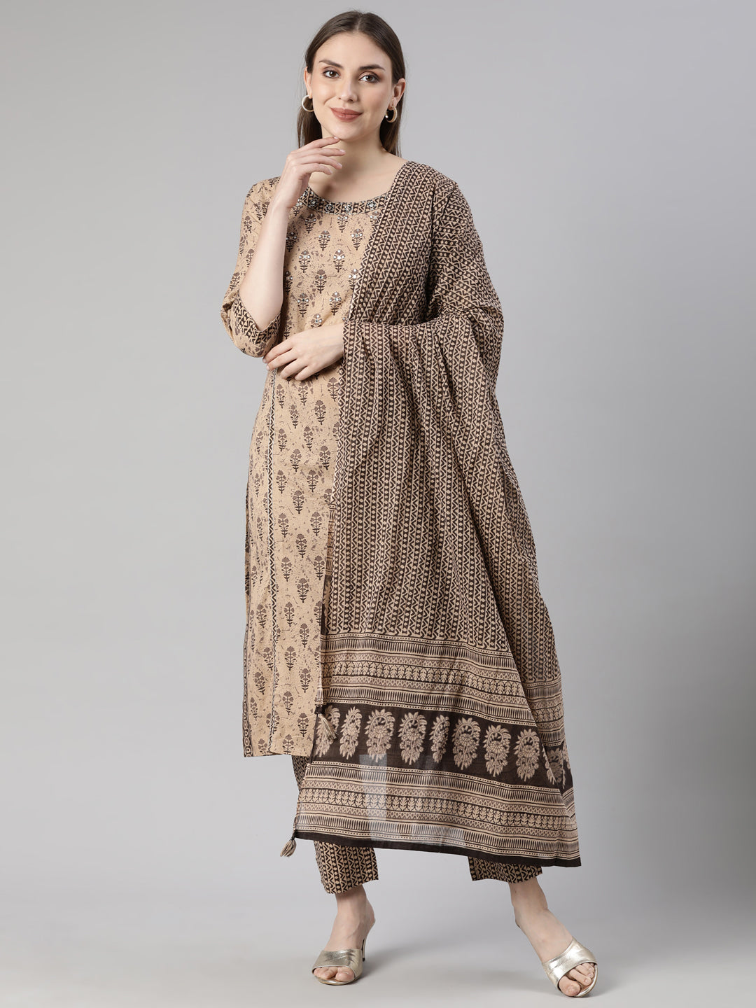 Neerus Black Regular Straight Floral Kurta And  Trousers With Dupatta