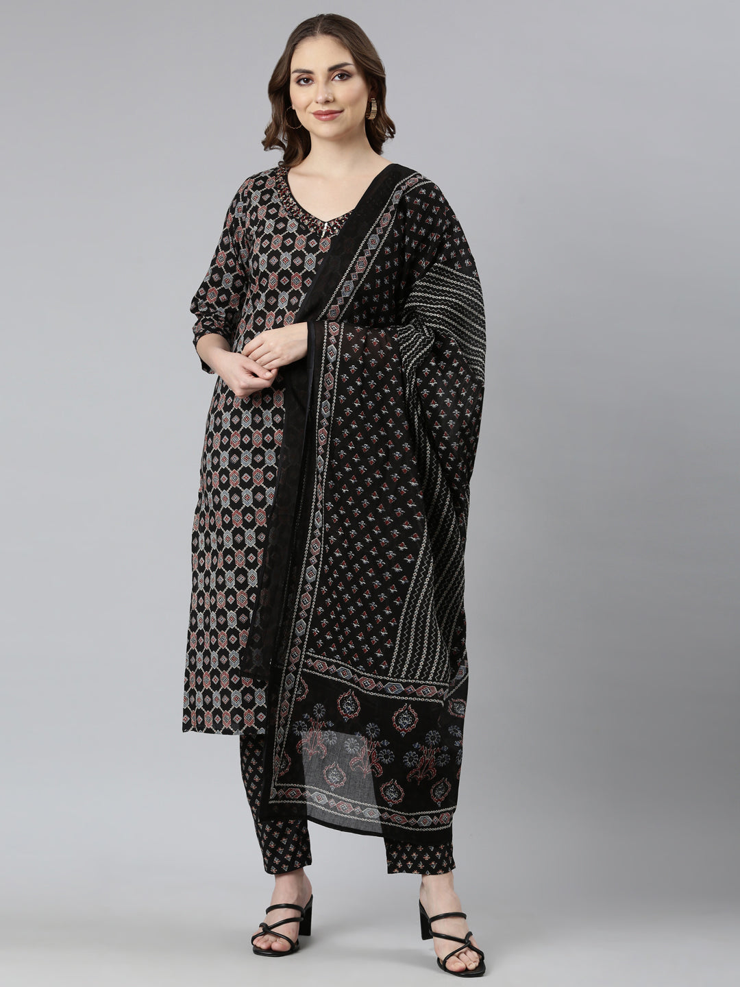 Neerus Black Regular Straight Geometric Kurta And  Trousers With Dupatta