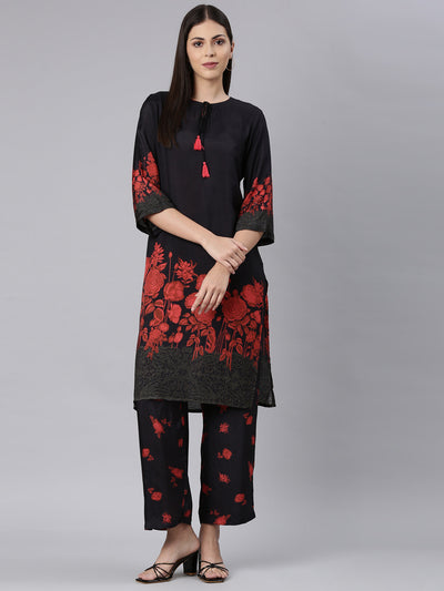 Neerus Black Casual Floral Straight Kurta and Trouser