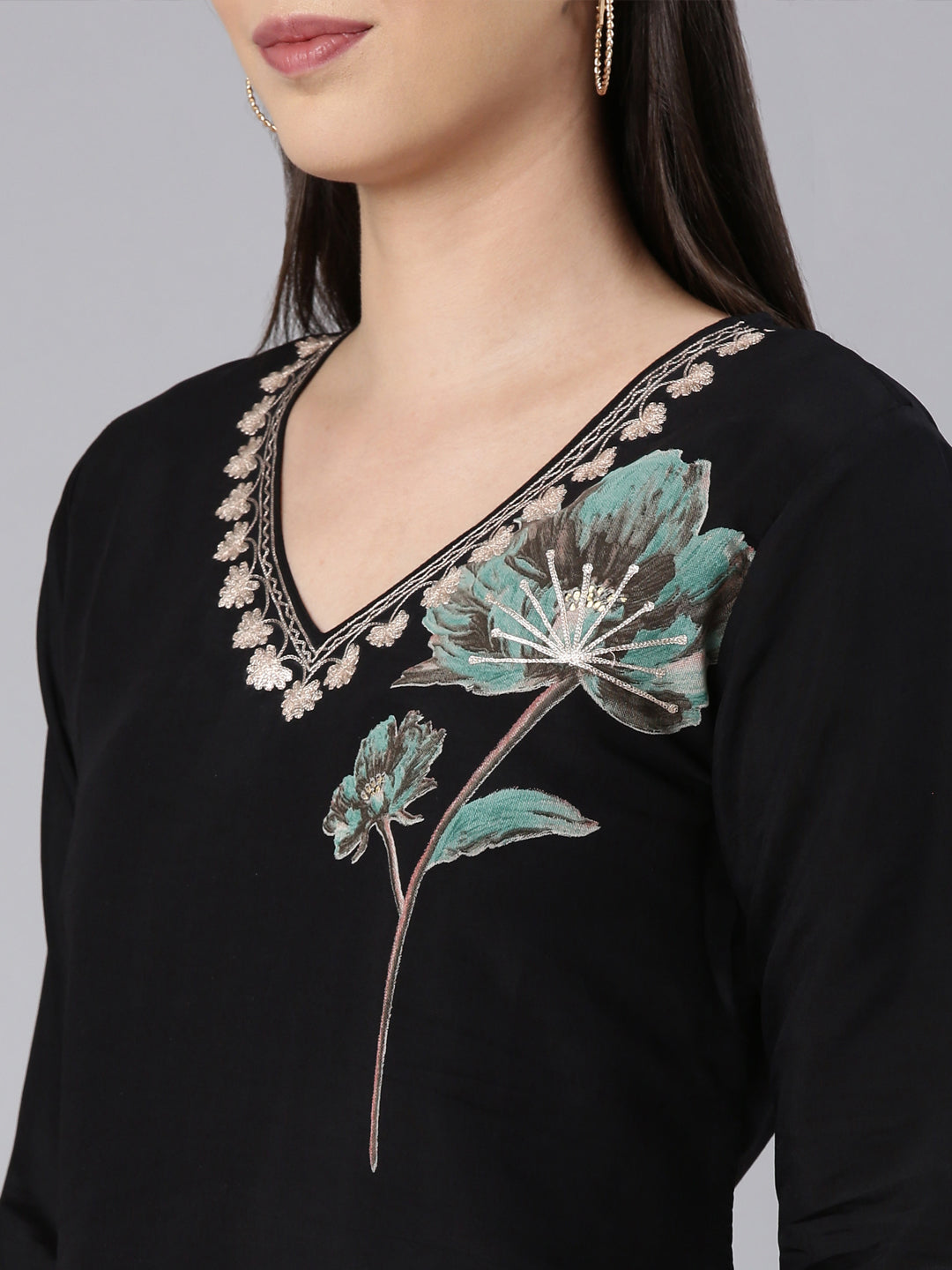 Neerus Black Casual Floral Straight Kurta and Trouser