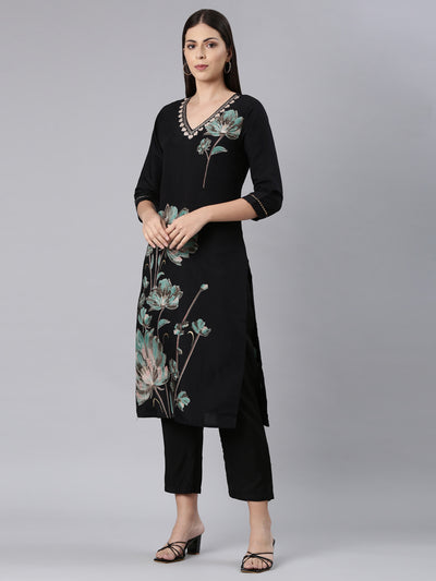 Neerus Black Casual Floral Straight Kurta and Trouser