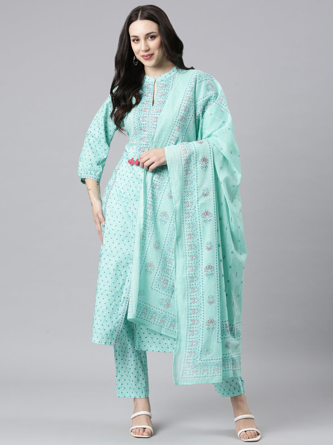 Neerus Green Panelled Straight Kurta and Trousers With Dupatta