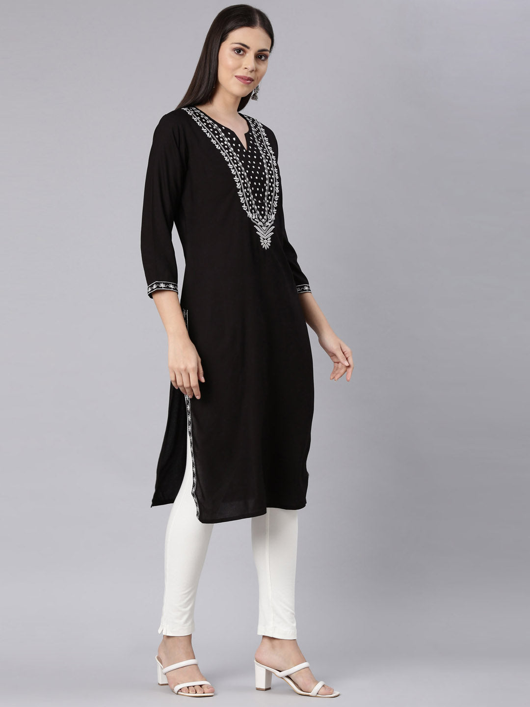 Neerus Black Straight Casual Solid Straight Kurtas