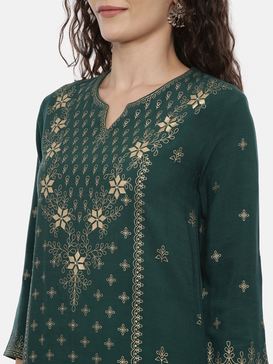 Neerus Women Green Printed Thread Work Kurta