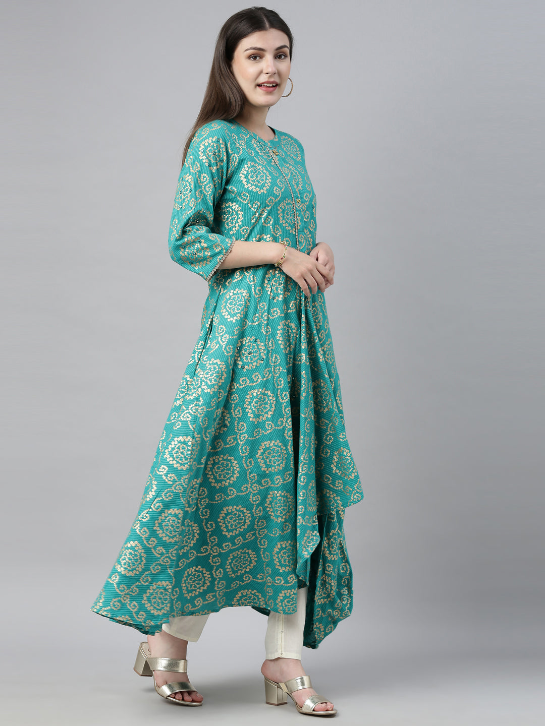 Neerus Women Green Bandhani Printed Kurta